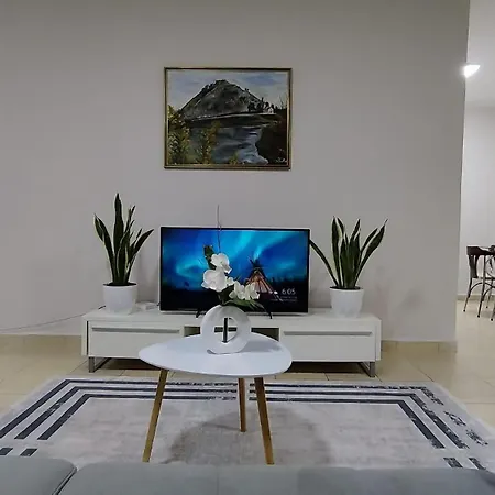Maison Elenoire * Tirana